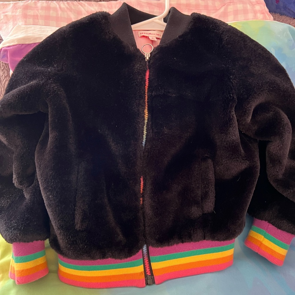 Super cute girl’s jacket - perfect for those cozy fall days.